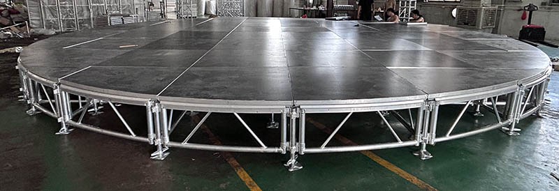 32ft dia portable stage