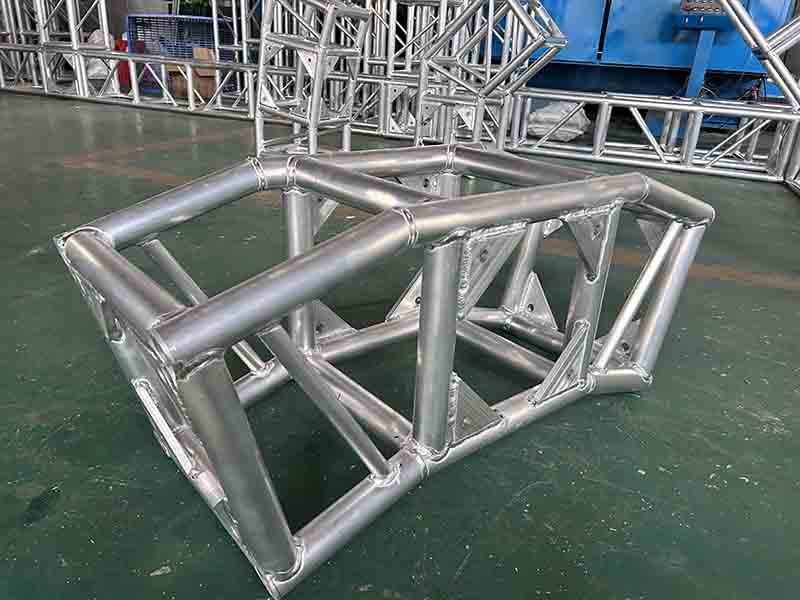 2way truss corner