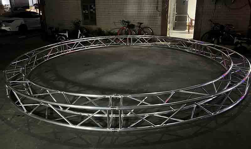circle lighting truss