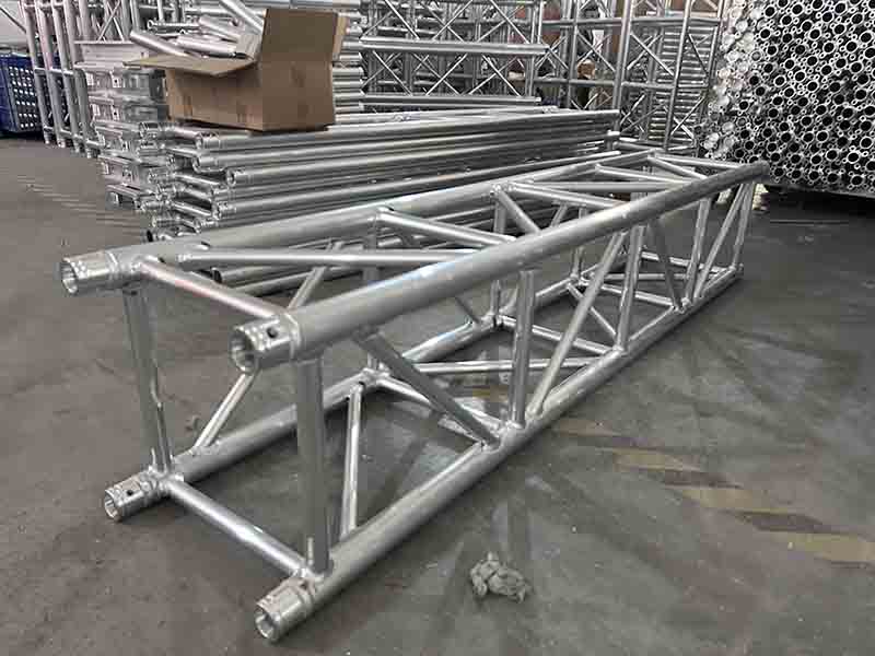 390x390mm lighting truss