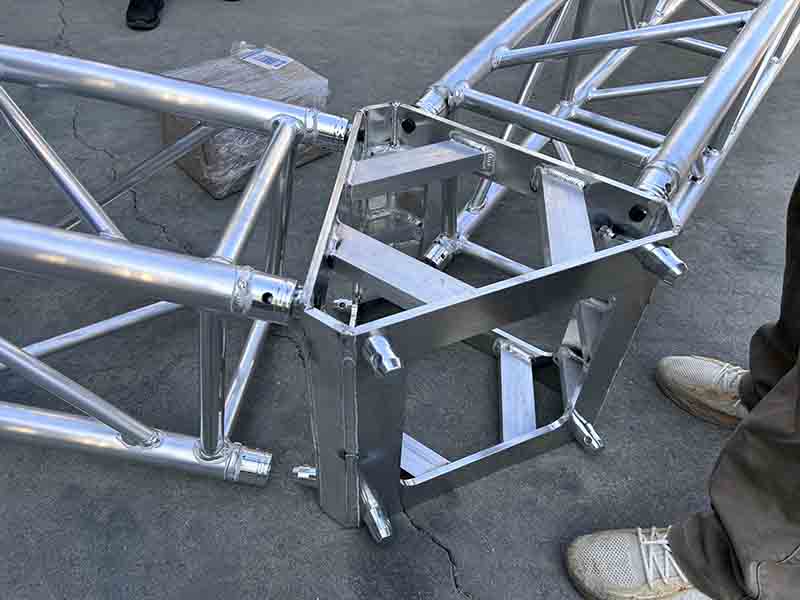 lighting truss corner