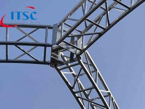 Traliccio a scatola con spigoted da 390 mm, angolo a 3 vie con 60 gradi