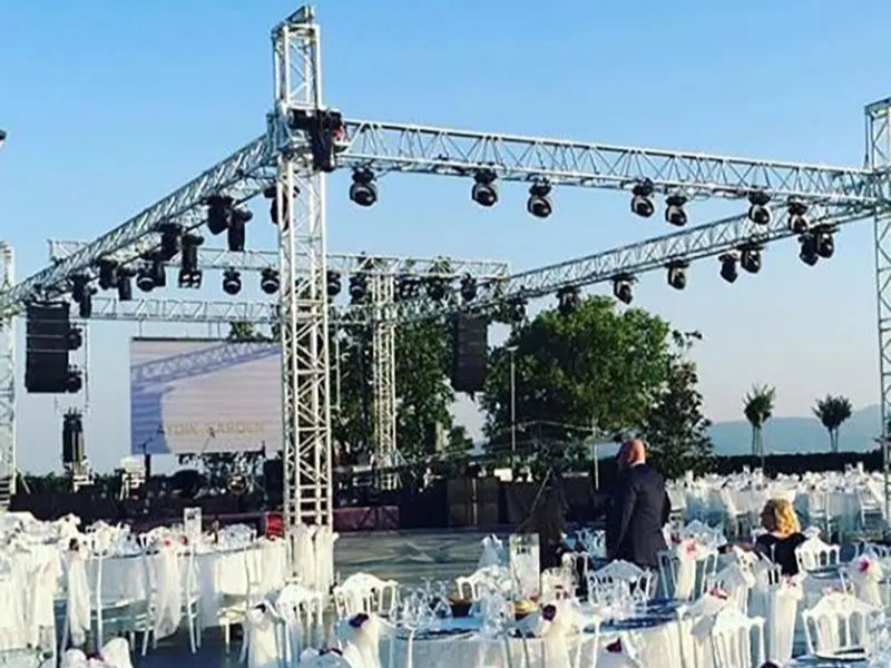 Truss per palchi nuziali di alta qualità per il tuo evento perfetto